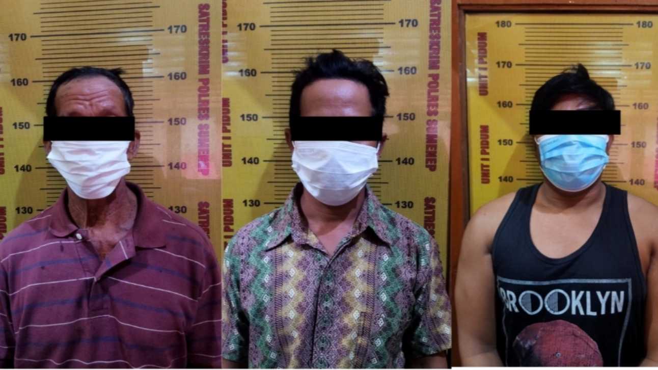 Tiga pelaku pembunuhan yang terjadi Desa Beluk Raja Kecamatan Ambunten Kabupaten Sumenep.
