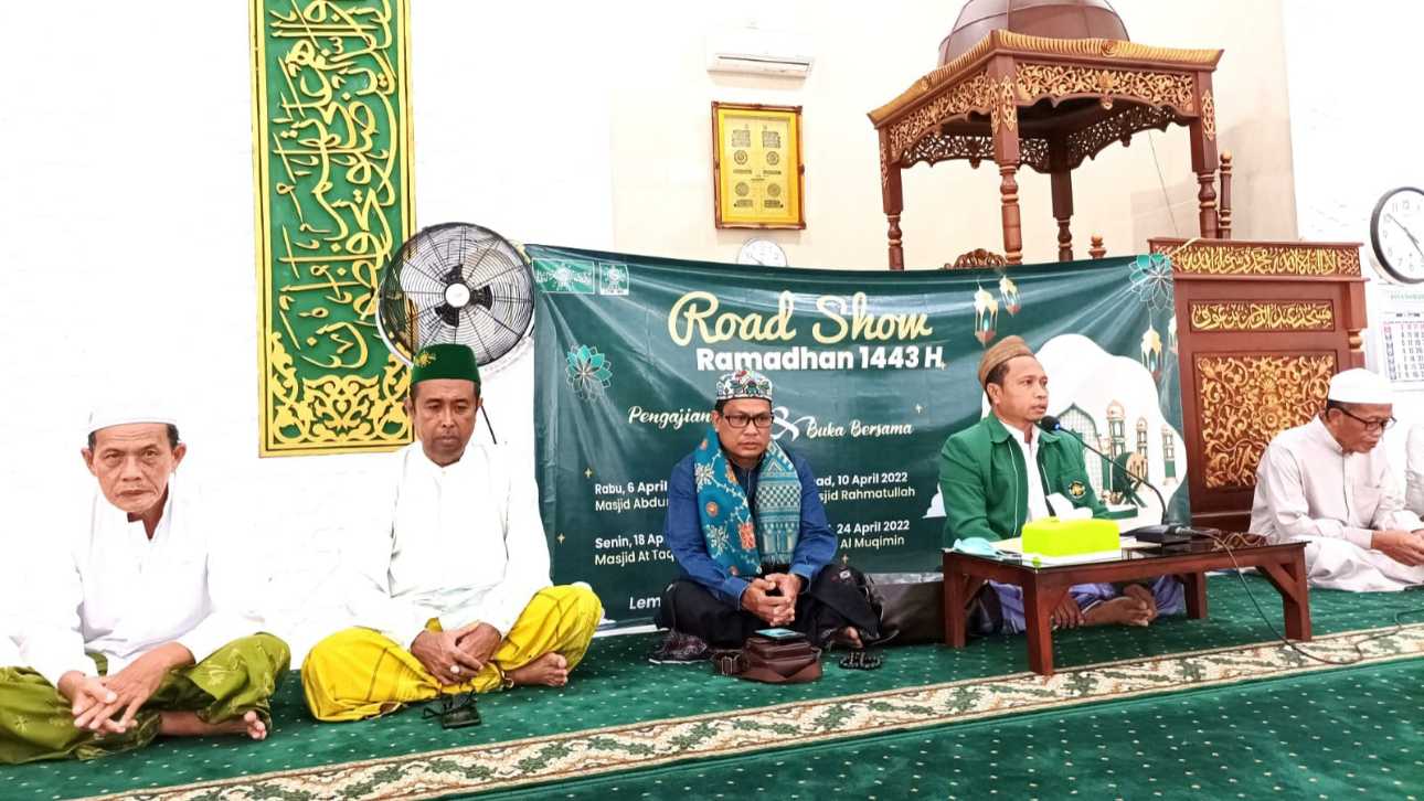 Road Show Ramadan 1443 H oleh LTM MWC NU Kecamatan Kota Sumenep di Masjid Abdurrahman bin Auf Jalan Raya Lenteng Desa Kebunagung, Batuan, Sumenep.