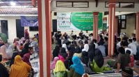 Santunan anak yatim yang dilaksanakan oleh Yayasan Bangsa Elok Sejahtera (BES) Kelurahan Bangselok.