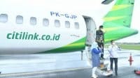 Bupati Fauzi saat menjajal penerbangan Citilink.