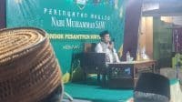 KHR Taufikurrahman Syakur saat mengisi Mauizatul Hasanah di Ponpes Suryalaya Kebunan.