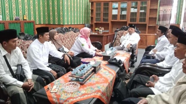 Audiensi AGMI bersama Ketua DPRD Sumenep.