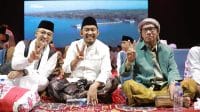 Faham Bersholawat di lapangan saronggi bersama KH Ramdlan Siraj.