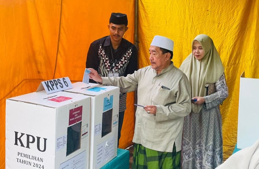 KH Imam Hasyim, Calon Wakil Bupati Sumenep nomor urut 02.