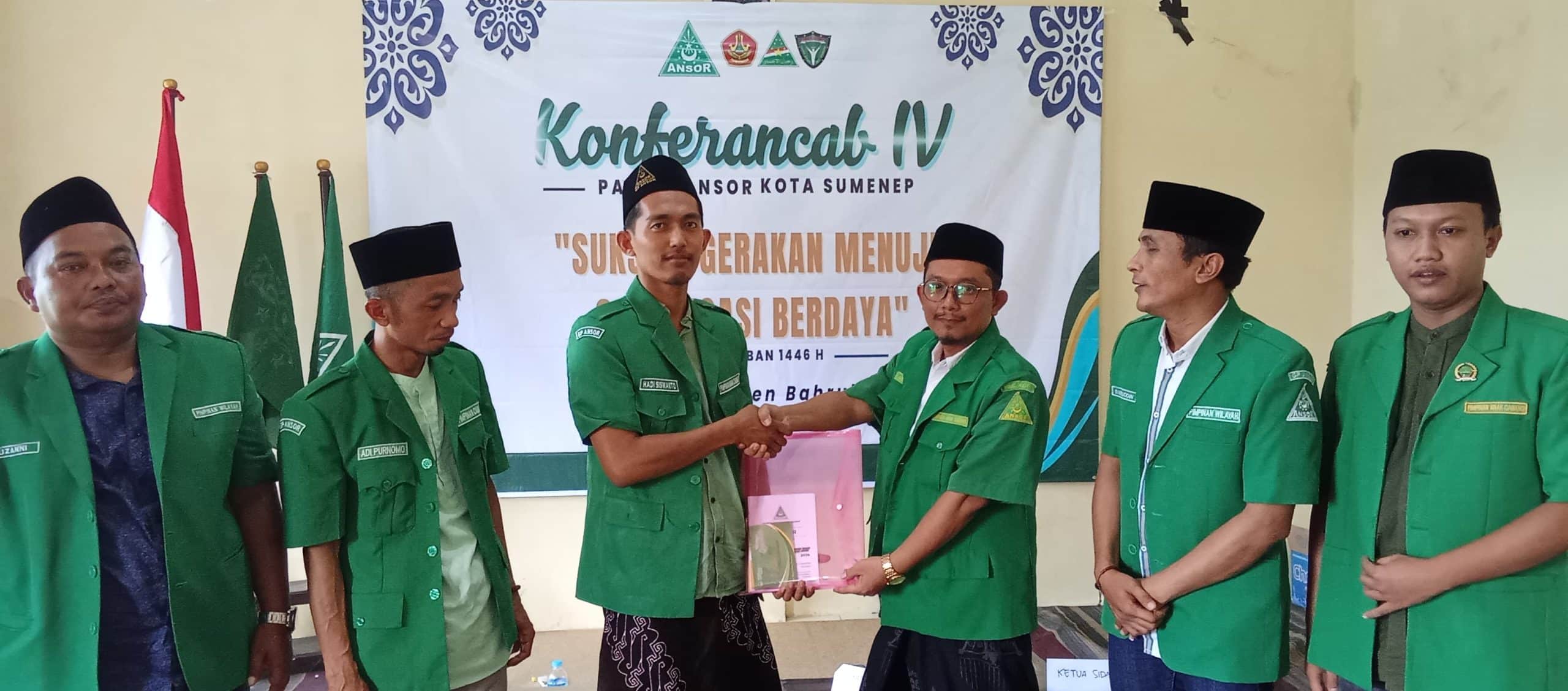 Serah terima jabatan Ketua PAC GP Ansor Kota Sumenep.