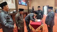 DPRD Sumenep menandatangani laporan hasil pembahasan Raperda Pertanggungjawaban APBD 2024.