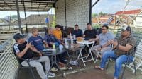 Para ketua 10 organisasi wartawan dan media di Sumenep saat berkumpul menyikapi rilis PT KEI yang dinilai menyesatkan.
