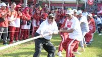 Wabup Sumenep bersama Forkopimda ikut memeriahkan lomba HUT ke - 80 Republik Indonesia.