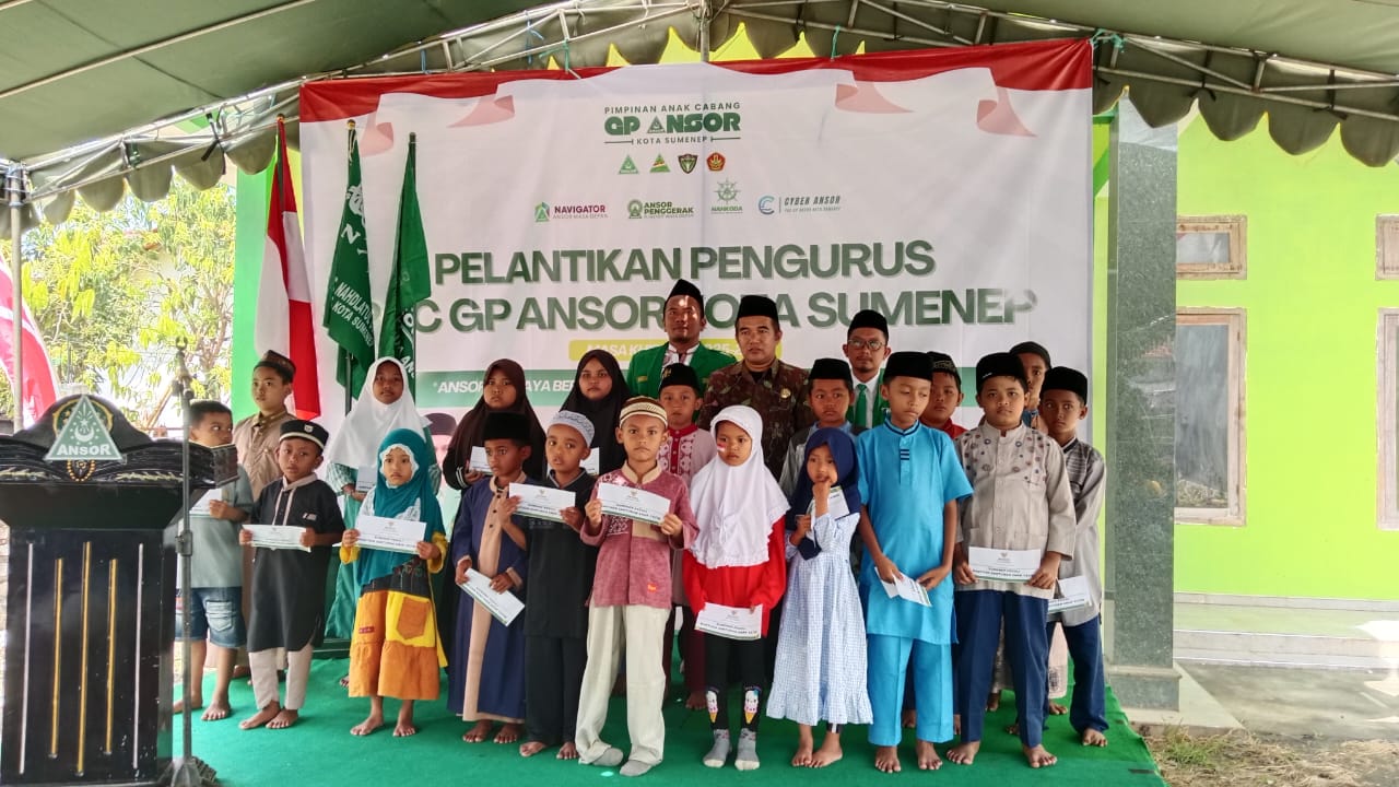 PAC GP Ansor Kota dan Baznas Sumenep santuni anak yatim.