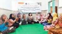 Dosen Unija Sumenep bersama IKM Karya Mandiri.