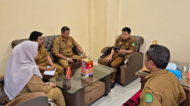 Rapat Bagian Hukum tentang pemutakhiran menggunakan SIPBRO.